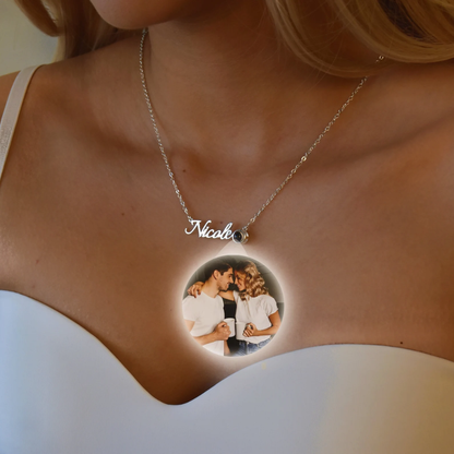 Collar personalizado con proyección